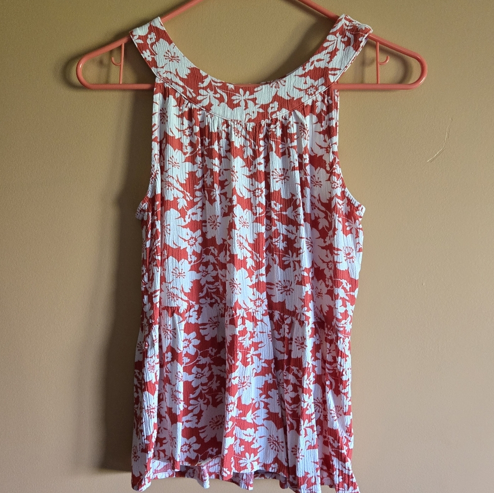 Loft Floral Redish Orange Peplum Top, PTP=16"